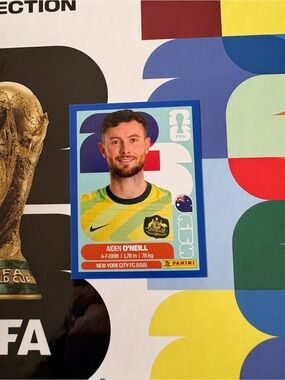 Panini FIFA World Cup 2026 Sticker Aiden O'Neill AUS 14 Australia Blue Parallel